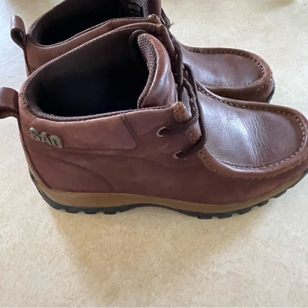 SAO Chukka boots size 8.5 men’s burgundy red color